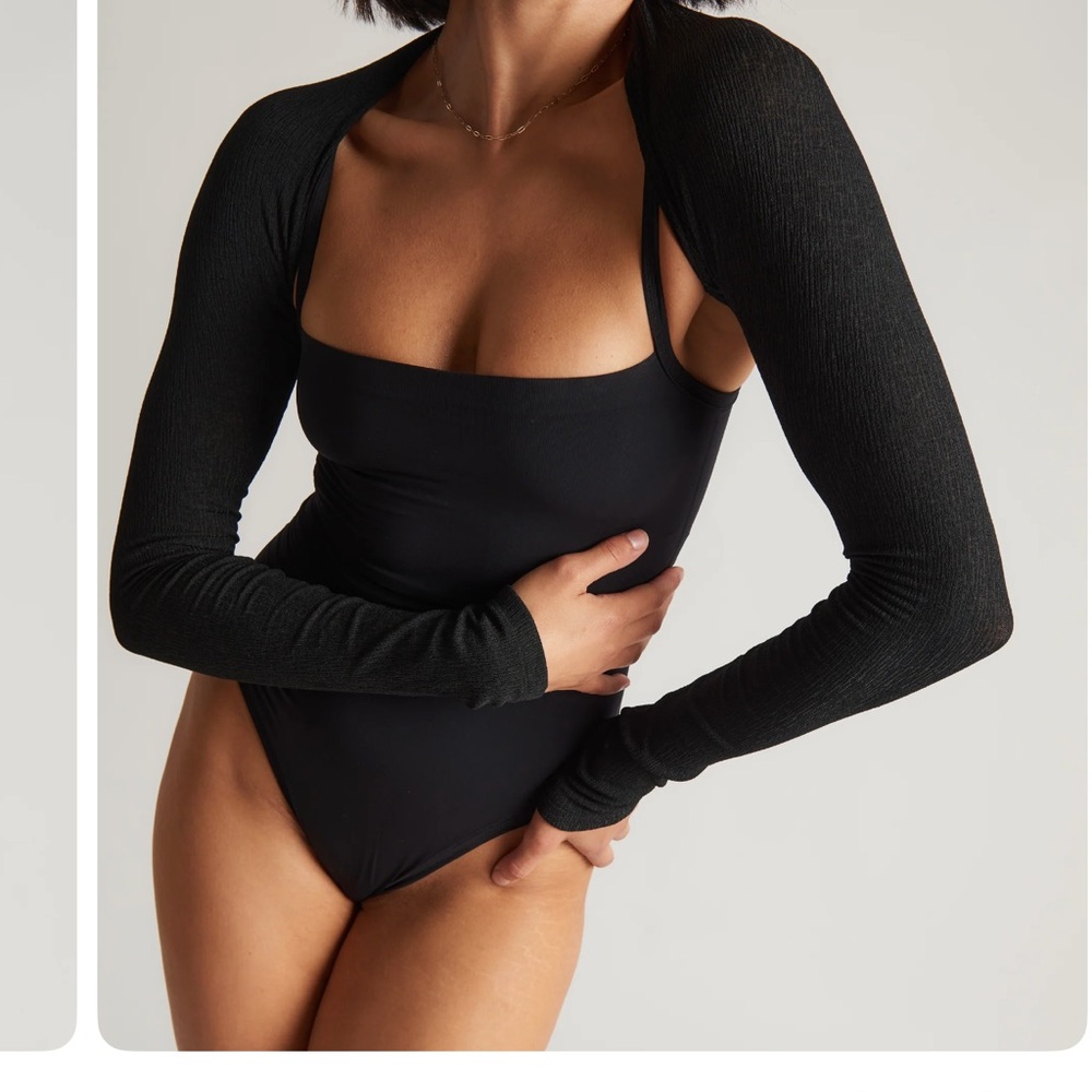 Black shrug
